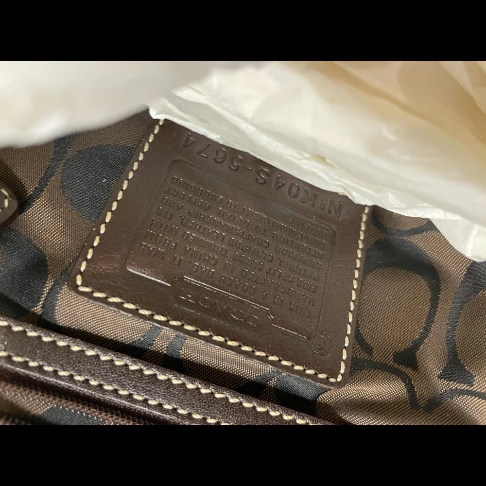 NWOT Coach Pink Suede Soho Satchel/Shoulder Bag - Picture 4 of 4